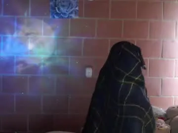 andrea_camila Image 5