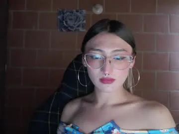 andrea_camila Image 7