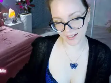 angelawhity Image 12