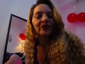 chalotte_grey's Thumb Image