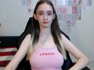 daniella_martin Image 2