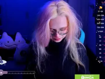 dark_lucious Image 2