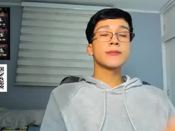 guy_veryhot1 Image 16