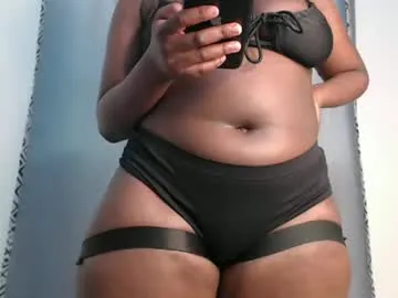 hotcurvykeisha Image 14