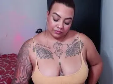 isabella_hots Image 19