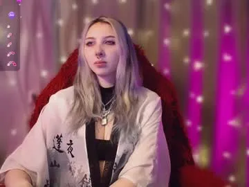 justmeowgirl's Thumb Image