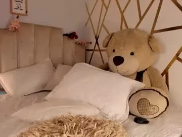 keira_angel_ Image 13