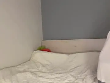 kittenfishing Image 17