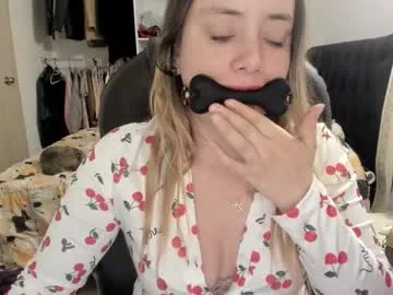 kittywantslove23 Image 13