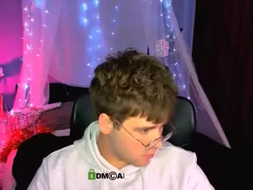 michael_strong_ Image 8