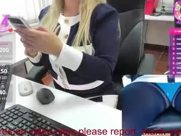 milf_viktoria Image 18