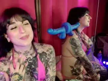 miss_raven_ts Image 2