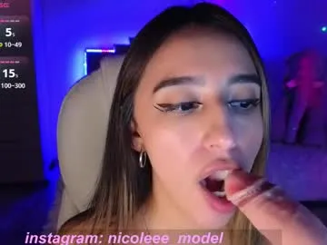 nicole_edwards Image 10