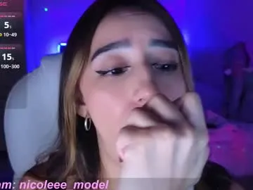 nicole_edwards Image 12