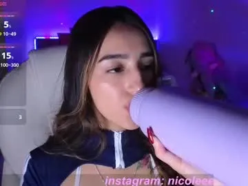 nicole_edwards Image 9