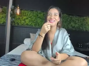 samantha_hotly Image 2