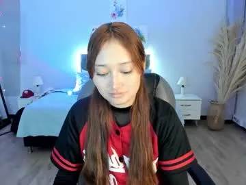 samara_hilton_2 Image 2