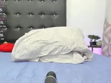 sarah_lowee Image 13