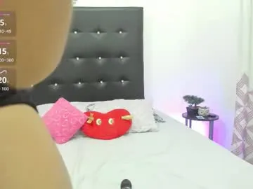 sarah_lowee Image 17