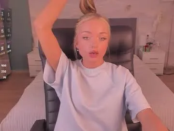 sasha_hardy Image 14