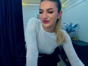 selenaemoore Image 18