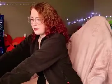 strawberryyfoxie Image 12