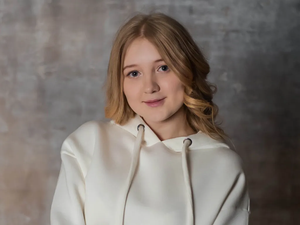 AlicePilgrim's Thumb Image