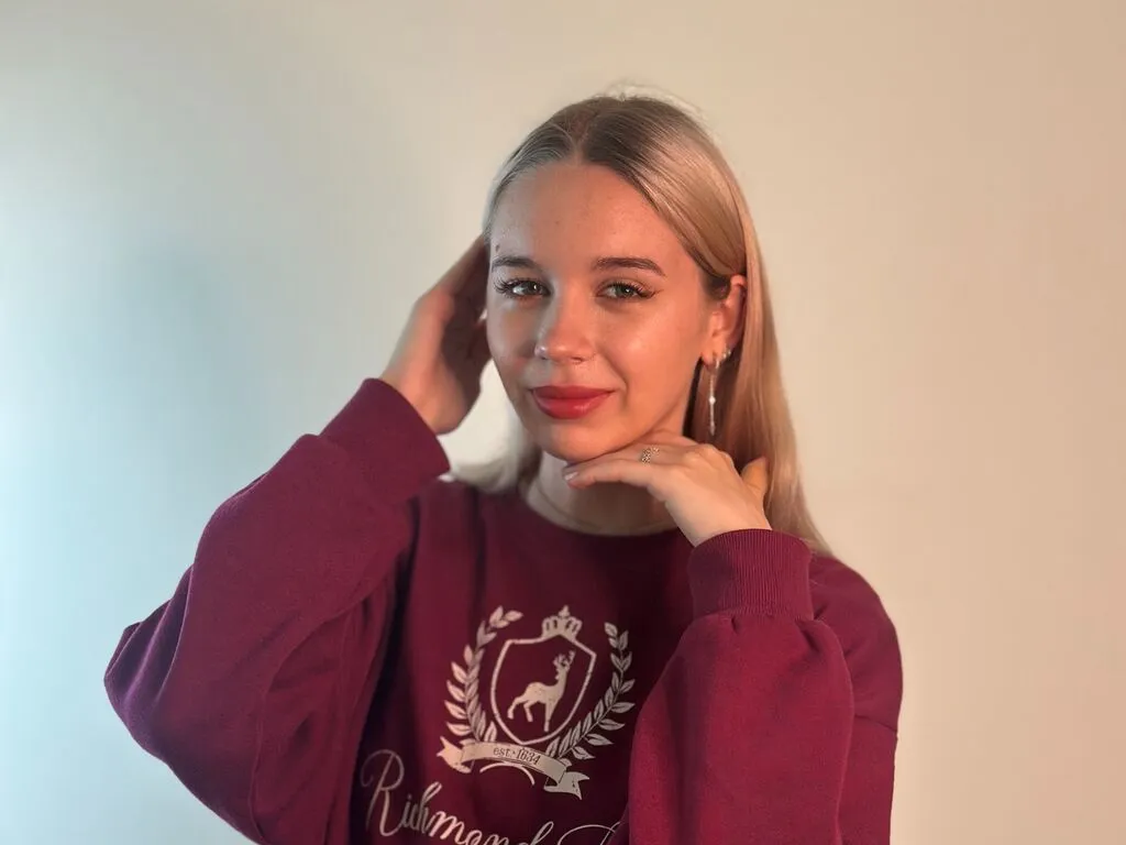 AliceWoody's Thumb Image