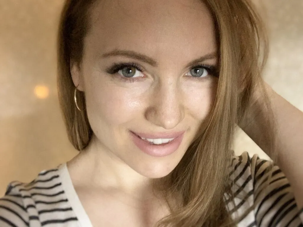 JannyJones's Thumb Image