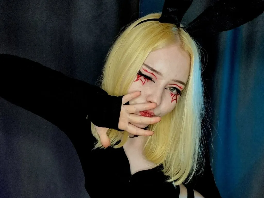 LynneAleck's Thumb Image