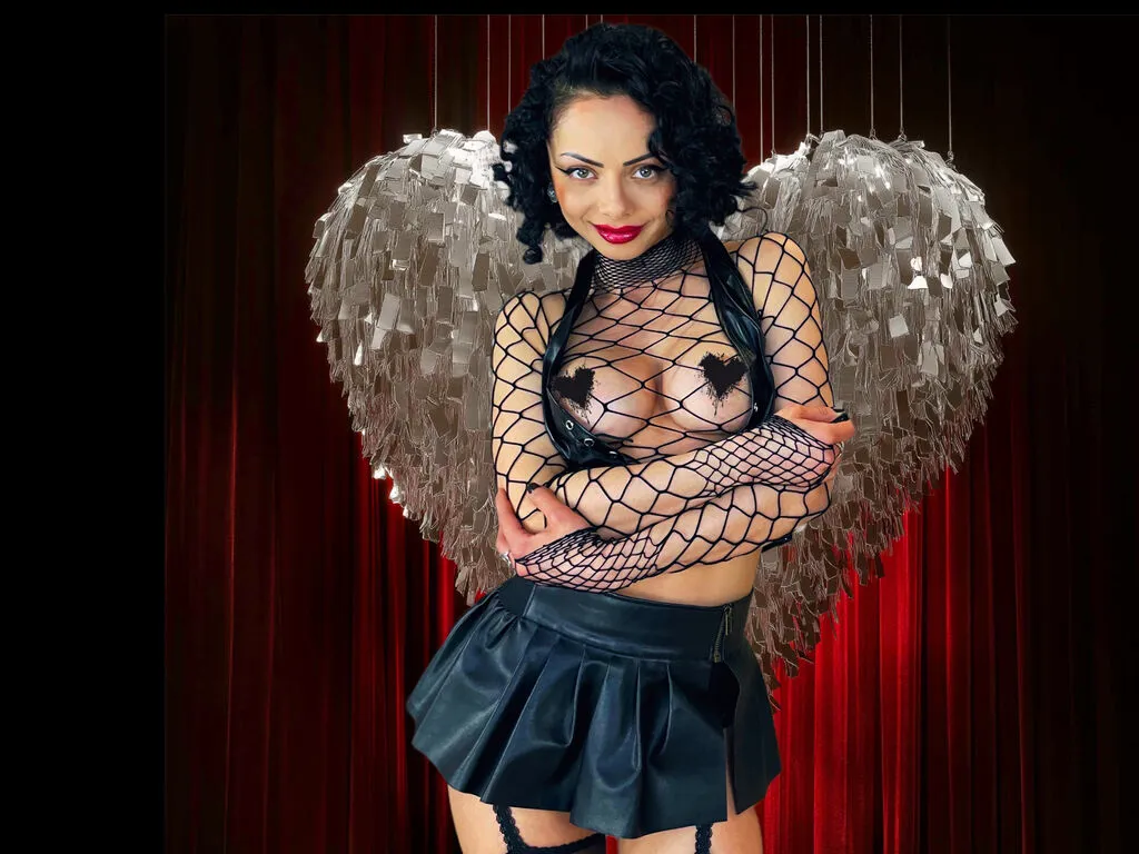 VeronicaQuinn's Thumb Image