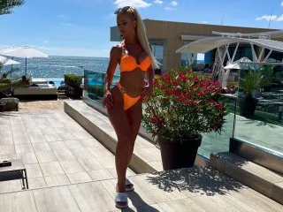 MoniqueBliss's Thumb Image