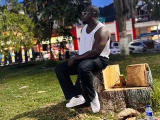 MuscularJohn Image 17