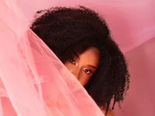 SaraGrahaam's Thumb Image