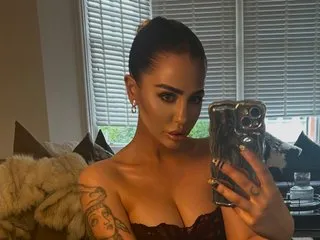 VelvetVonBlack_UK's Thumb Image